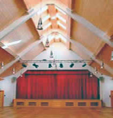 Der große Saal im Obergeschoss 